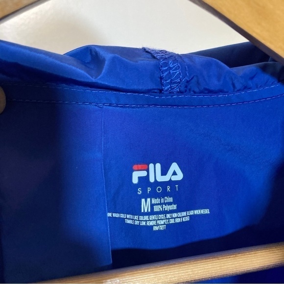 NWT Fila Lightweight windbreaker Jacket blue size M - Picture 3 of 13